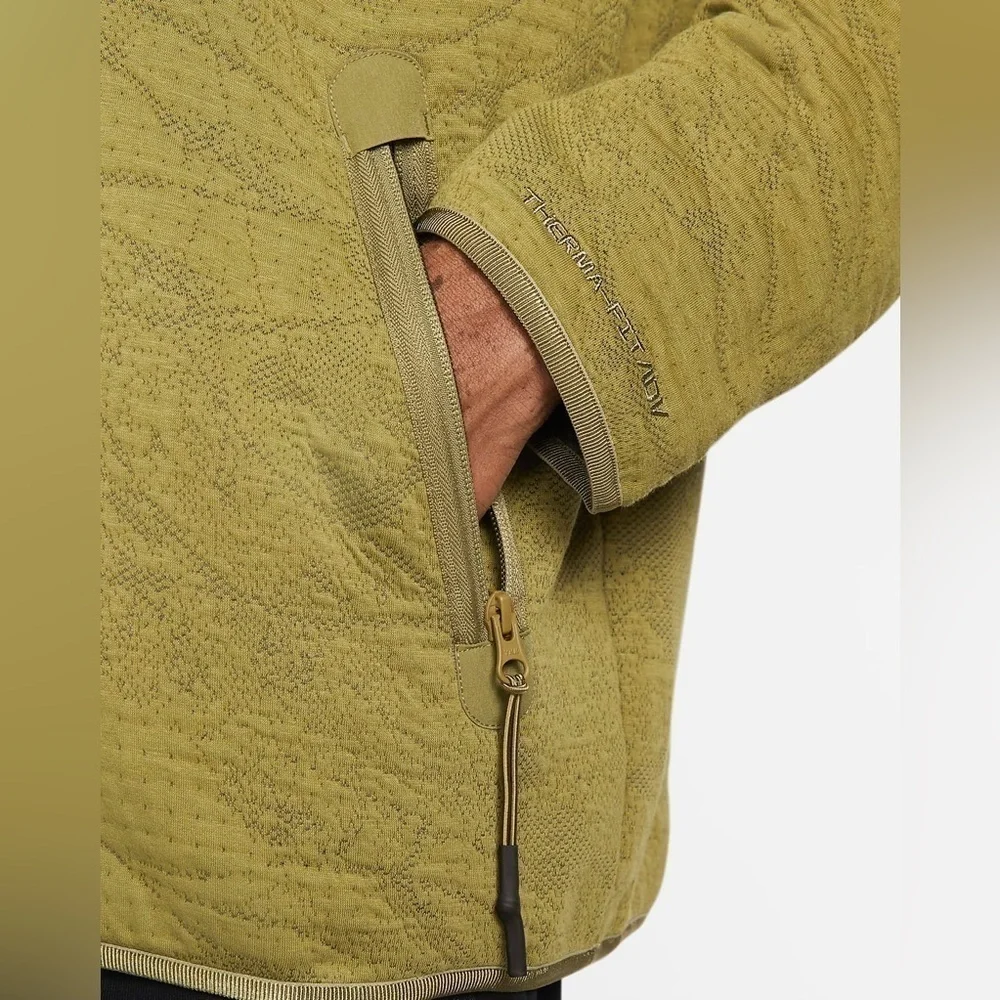 Nike Therma-FIT ADV Tech Pak Men’s Olive Green Pullover Hoodie Nwt Size M